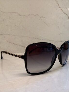 CHANEL Black Sunglasses with Gold Chain Temples